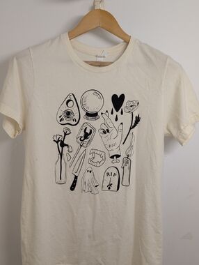 WITCHY GRAPHIC T-SHIRT | OCCULT PRINT BOHO GOTHIC TEE | CREAM SHORT SLEEVE TOP
